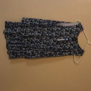 Sleeveless Agnes & Dora tiered tunic